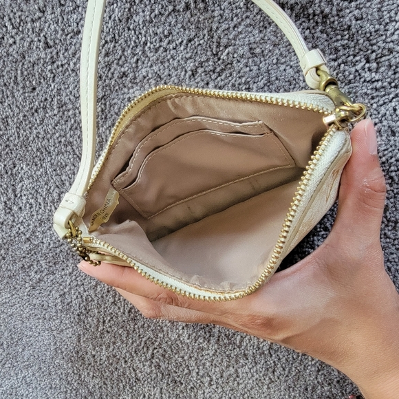 Coach gold heart wrislet - Picture 3 of 5